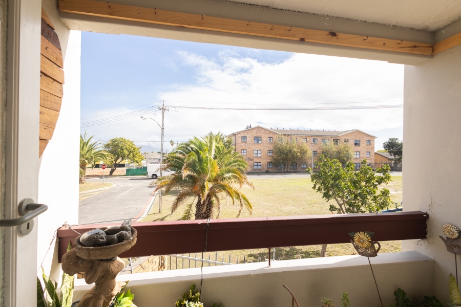 2 Bedroom Property for Sale in Churchill Estate Western Cape